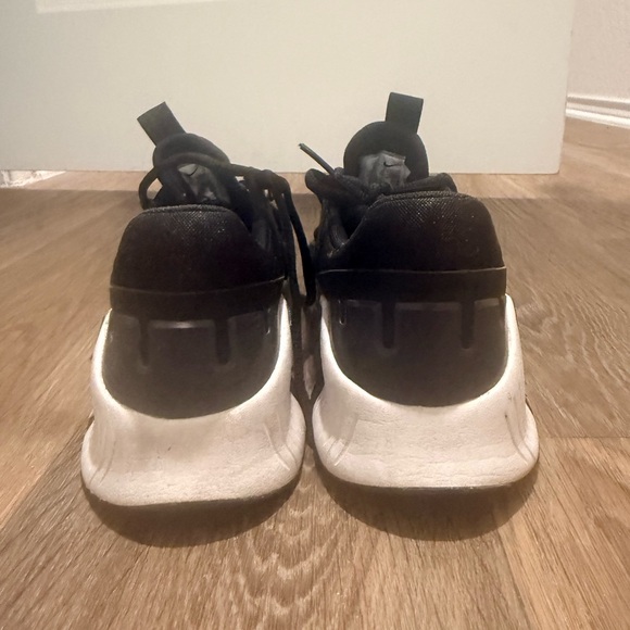 Black and White Athletic Sneakers - Picture 3 of 4